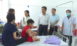 62 ca nhập viện sau bữa ăn bán trú ở Đồng Tháp, Bộ Y tế vào cuộc
