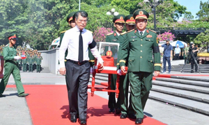 Thủ tướng dự lễ truy điệu, an táng 28 hài cốt liệt sĩ tại Quảng Trị