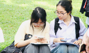 Đề thi môn Ngữ văn vào lớp 10 THPT Chuyên Khoa học Xã hội và Nhân văn năm 2026