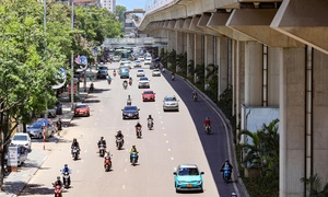Hà Nội và 3 tỉnh, thành nắng nóng nhất cả nước trưa nay