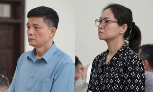 Hai cựu Cục trưởng An toàn thực phẩm nhận hối lộ được giảm án