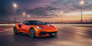 Lotus Emira 420 Sport về Việt Nam, công suất 420 mã lực
