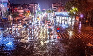 Những khu vực nào ở Hà Nội có thể đón mưa rào trong vài giờ tới?