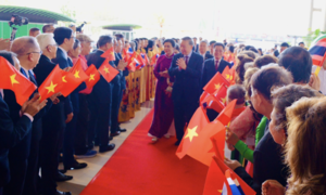 Tổng Bí thư, Chủ tịch nước Tô Lâm gặp gỡ cộng đồng người Việt Nam tại Thái Lan