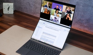 Laptop ASUS Zenbook DUO có đáng kỳ vọng với hai màn OLED, giá tới 90 triệu đồng?