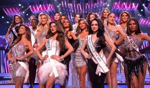 Trực tiếp chung kết Miss Grand All Stars: Hương Giang vào top 18, thắng giải bình chọn