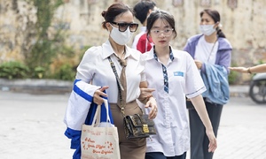 Sĩ tử Hà Nội bước vào môn thi cuối cùng kỳ thi lớp 10 năm 2026