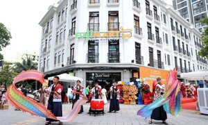FujiMart khai trương siêu thị tại Vinhomes Smart City