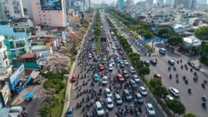 Đề xuất xe công ở TP.HCM phải chuyển sang xe điện từ năm 2027