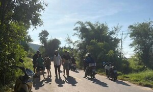 Hai bà cháu thương vong sau cú va chạm với ô tô