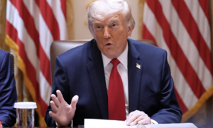 Ông Trump nói cam kết hạt nhân với Iran chưa đủ mạnh