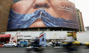 Hạ viện Mỹ kêu gọi chấm dứt xung đột với Iran, chỉ trích ông Trump