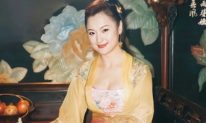 Cuộc sống của mỹ nhân gợi cảm nhất 'Thiên long bát bộ' sau khi lấy chồng tỷ phú