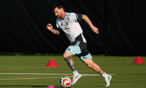Messi đá tập trở lại, sắp bình phục hoàn toàn trước World Cup 2026