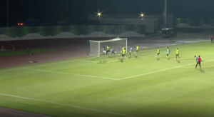 Khoảnh khắc U19 Australia phản lưới khiến U19 Việt Nam bị loại