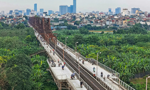 Phục dựng cầu Long Biên: Hồi sinh mạch máu giao thông hay kiến tạo biểu tượng xanh?