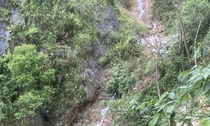 Sạt lở đất ở Lai Châu khiến 3 người tử vong