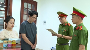 Triệt phá đường dây sản xuất, buôn bán hơn 70.000 hũ yến giả