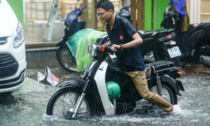 Dự báo thời tiết 15/6: Hà Nội ngày nắng nóng 36°C, chiều tối mưa rào và dông