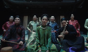 Ca nương Kiều Anh đưa đại gia đình 7 đời ca trù vào MV 'bom tấn'