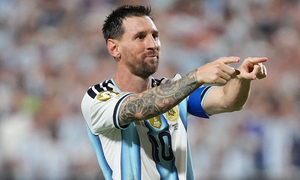 Ronaldo: 'Cả thế giới phải chấp nhận Messi xuất sắc nhất mọi thời đại'