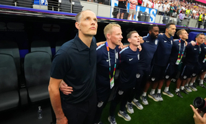 World Cup 2026 hôm nay 19/6: Rừng máy quay chĩa vào mặt, HLV Anh cầu cứu FIFA