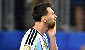 Trực tiếp bóng đá Argentina 0-0 Áo: Messi đá hỏng phạt đền
