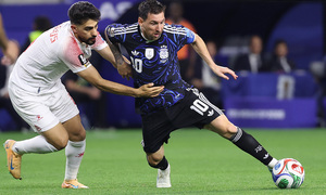 Messi đá như đi dạo vẫn lập kỷ lục, đối thủ chạy nhiều nhất World Cup bị loại