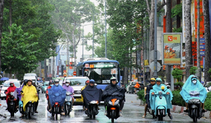 Dự báo thời tiết miền Nam hôm nay 1/7: TP.HCM và nhiều nơi có mưa dông chiều tối