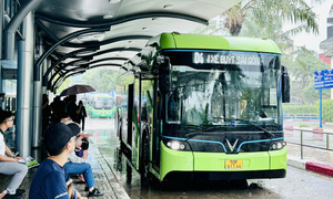 Xe buýt đón người dân đi lại miễn phí khắp TP.HCM từ hôm nay