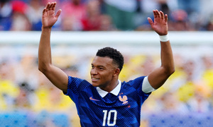 Mbappe lập kỷ lục Messi chưa từng phá, Ronaldo khó đuổi kịp