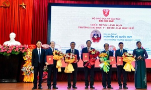 Đại học Huế bổ nhiệm loạt hiệu trưởng, phó hiệu trưởng các trường thành viên