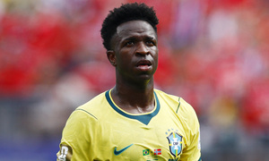 Vì sao Vinicius không đá phạt đền cho Brazil?
