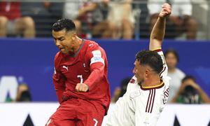 Trực tiếp bóng đá Bồ Đào Nha 0-0 Tây Ban Nha: Ronaldo suýt ghi bàn