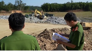 Thu lợi bất chính từ khai thác mỏ đất, Chủ tịch HĐQT cùng giám đốc bị khởi tố