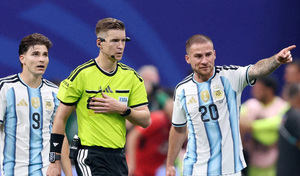 Thua Argentina không phục, Ai Cập đòi FIFA 'treo còi' trọng tài