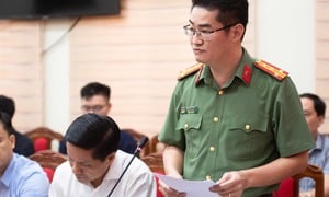 Vụ hơn 140 điểm 10 môn Toán: Giáo viên vào phòng thi hướng dẫn thí sinh làm bài