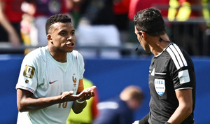 Bị tố thiên vị Argentina, FIFA lập tức thay đổi quy trình VAR