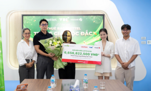 Lấy ngày tháng sinh mua vé số, người phụ nữ trúng độc đắc gần 7 tỷ đồng