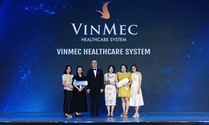Vinmec 'lập hat-trick' tại HR Asia Awards cùng chiến lược lấy con người làm gốc