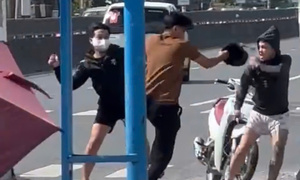 Truy tìm nhóm thanh niên nẹt pô rồi rút dao đâm người trên quốc lộ