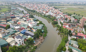 Hiện trạng sông Nhuệ ô nhiễm trước dự án hơn 75.000 tỷ đồng để 'hồi sinh'