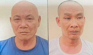 Công an Quảng Ninh bắt giữ 2 kẻ thu tiền ‘bảo kê’ tàu neo đậu trên sông Đá Bạc