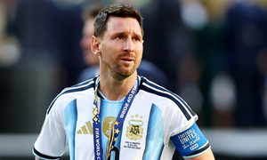 Báo Argentina: Messi 'lừa gạt' 8 tỷ người, phải điều tra