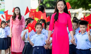 Dự kiến cấm việc dùng hội phụ huynh thu tiền hộ nhà trường