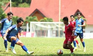 Xác định 8 đội bóng vào tứ kết giải U17 Quốc gia 2026