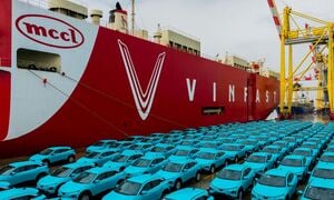 VinFast xuất khẩu lô xe thứ 38 ra quốc tế