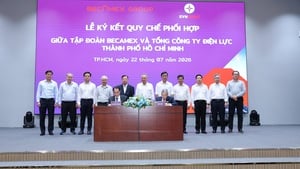 EVNHCMC và Becamex phát triển hạ tầng năng lượng cho khu công nghiệp thế hệ mới