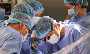 Kích hoạt toàn viện, chạy đua giành giật sự sống từ hai nguồn tạng hiến