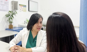 20 năm không mặc được quần áo mình thích, người phụ nữ vỡ òa sau ca phẫu thuật